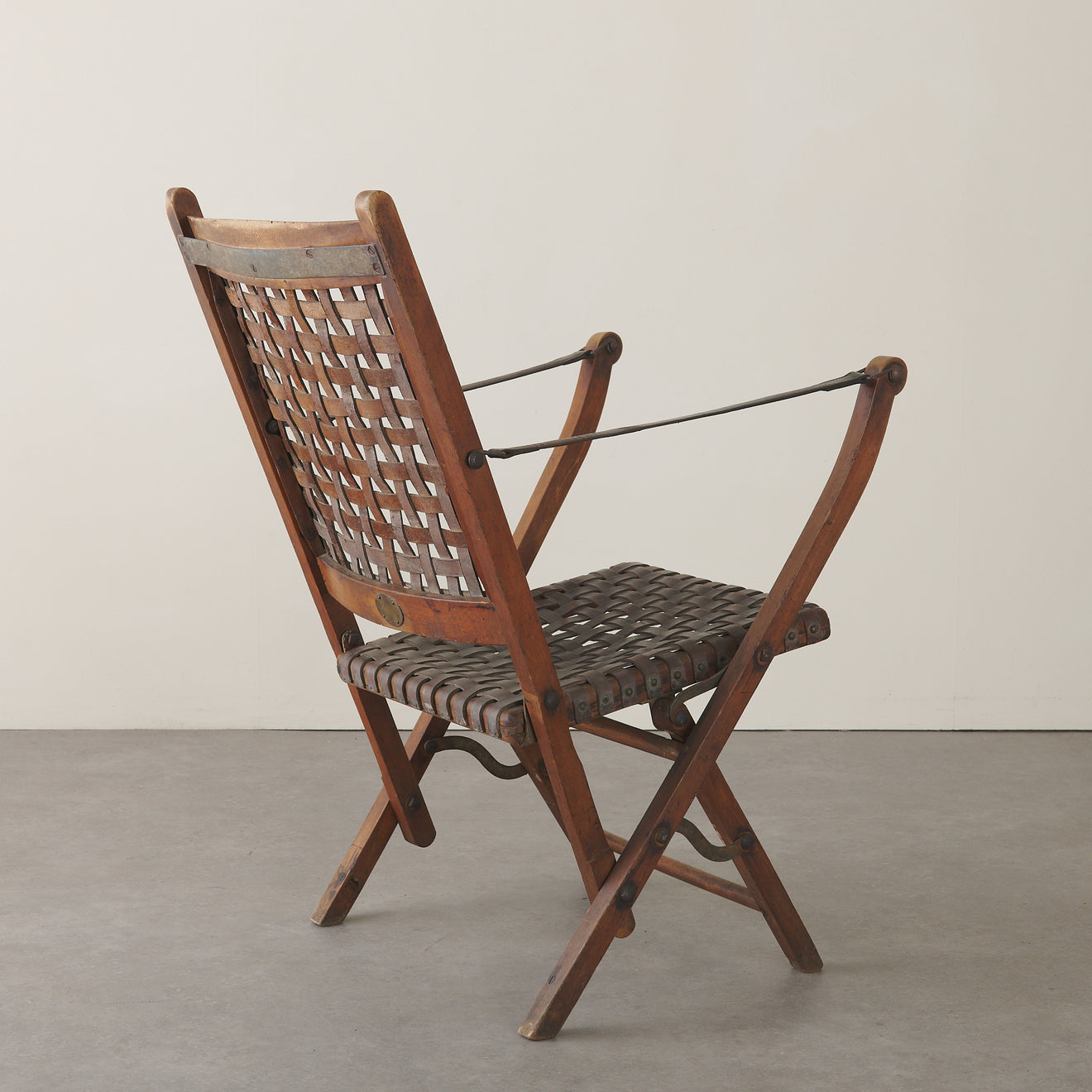 LEATHER WEBBED FOLDING CAMPAIGN CHAIR